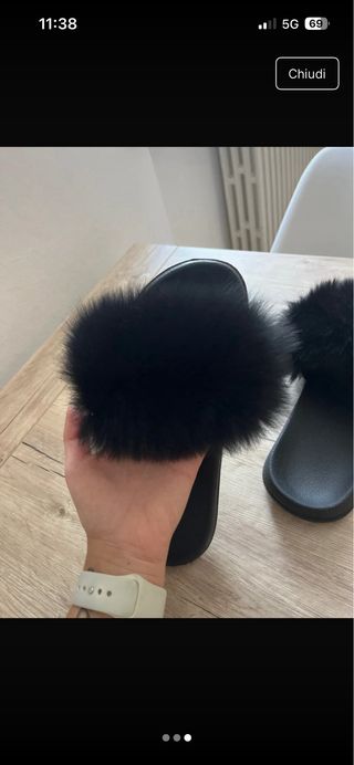 Ciabatte con pelo nere