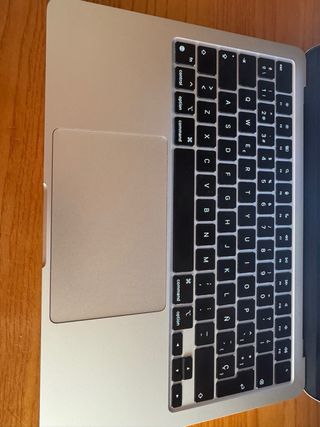 MacBook Air M3 512GB 16GB Plata Garantía Nov 2025