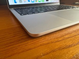 MacBook Air M3 512GB 16GB Plata Garantía Nov 2025