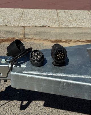 Alquila un remolque RZK RENT