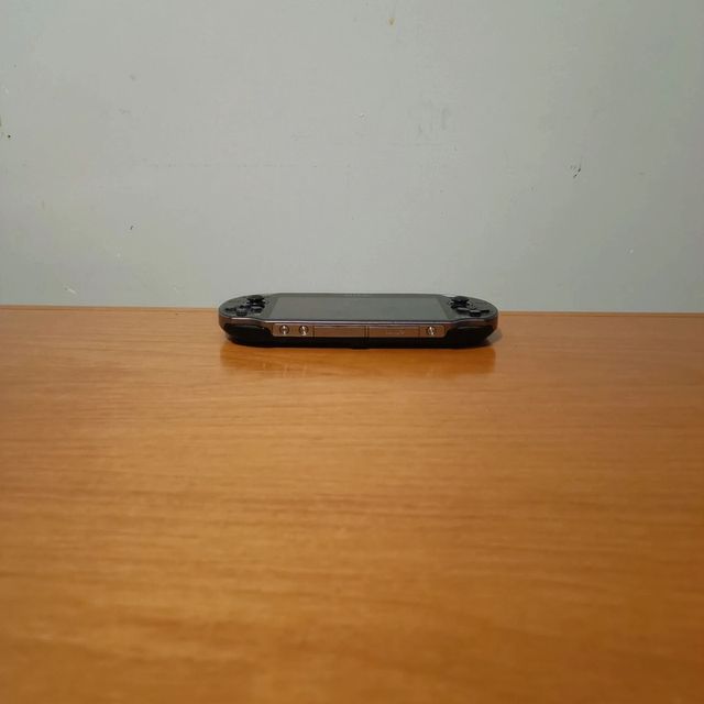 Sony PlayStation Vita + Custodia Rigida Blu