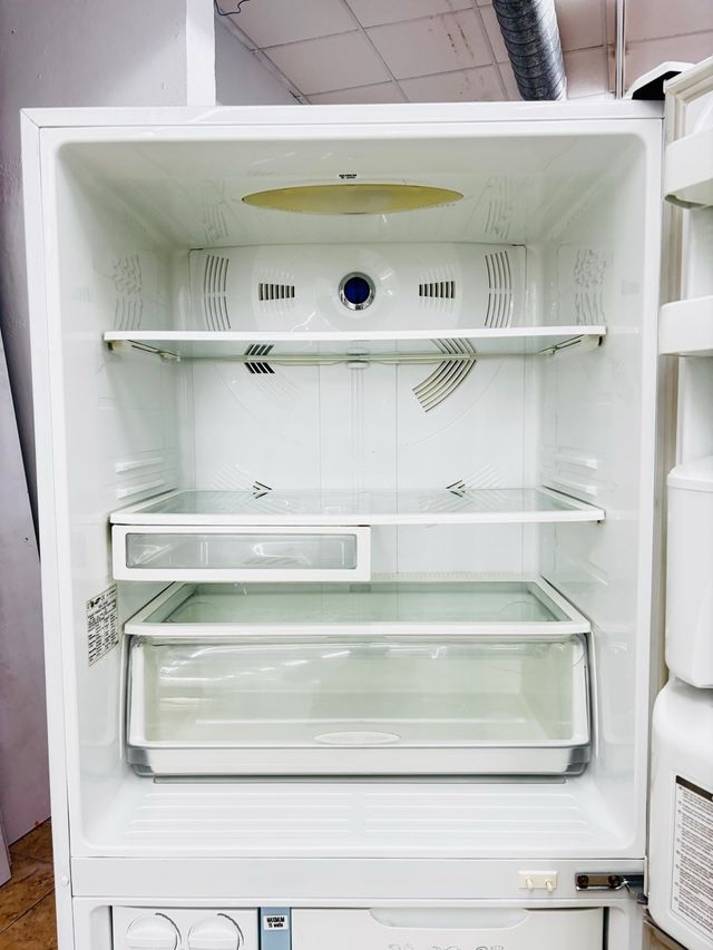 Nevera Samsung con despensador  Blanca