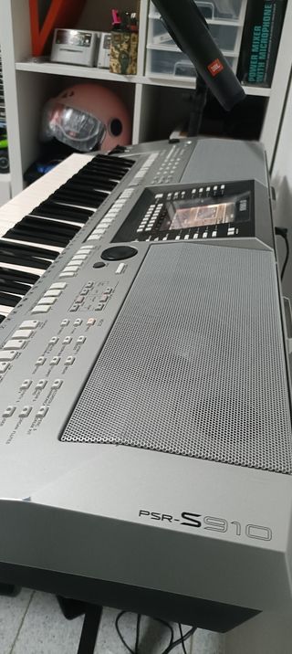 Teclado Yamaha PSR s910