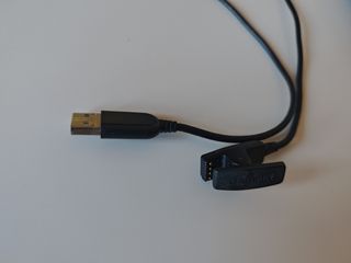 Cable cargador Garmin 235. Funciona perfectamente