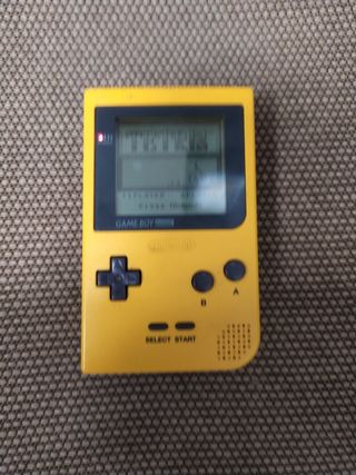 Game boy pocket amarilla buen estado + Tetris