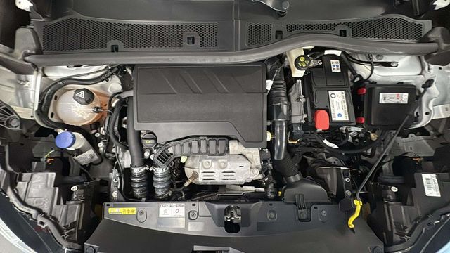 Peugeot 2008 5 AÑOS GARANTÍA