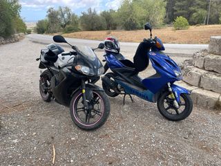 Yamaha TZR 49cc 2008- 950€ Yamaha aerox 2003-750 €