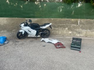 Yamaha TZR 49cc 2008- 950€ Yamaha aerox 2003-750 €