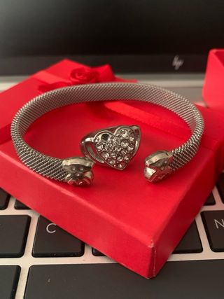 Conjunto de 2 pulseras y anillo 