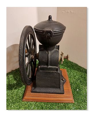 Molinillo de café Elma antiguo