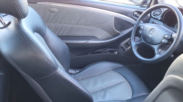 Mercedes-Benz  CLK 2005