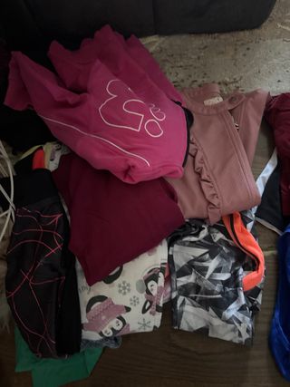 oferta Ropa Hombre Mujer Niño/a y ropa deportiva 