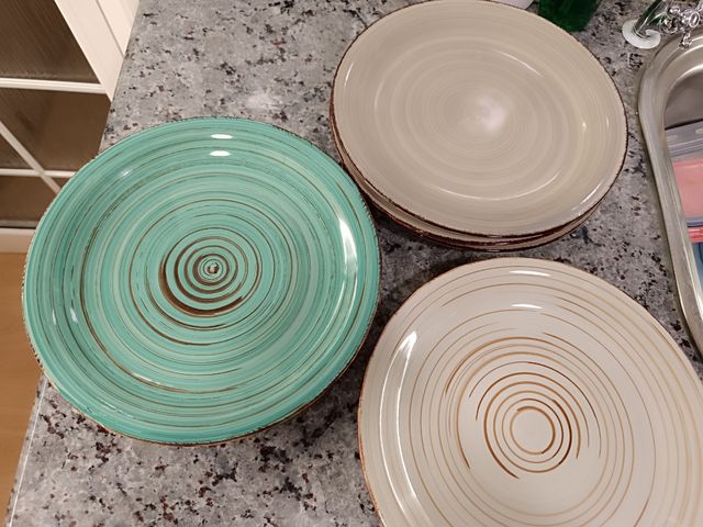 Juego de 6 Platos de Cerámica