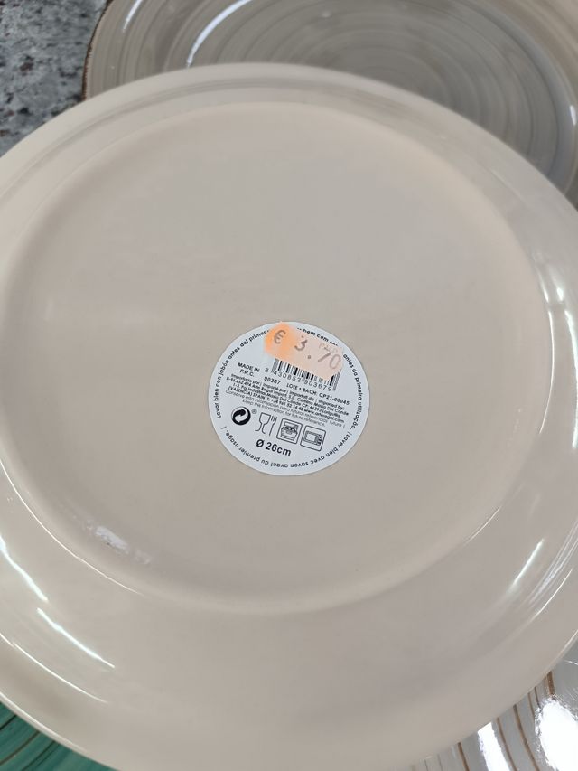 Juego de 6 Platos de Cerámica