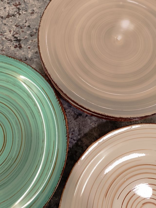 Juego de 6 Platos de Cerámica