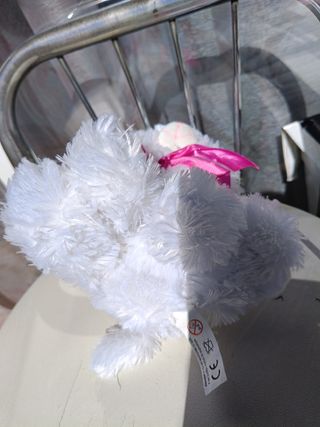 Peluche gato blanco con lazo rosa