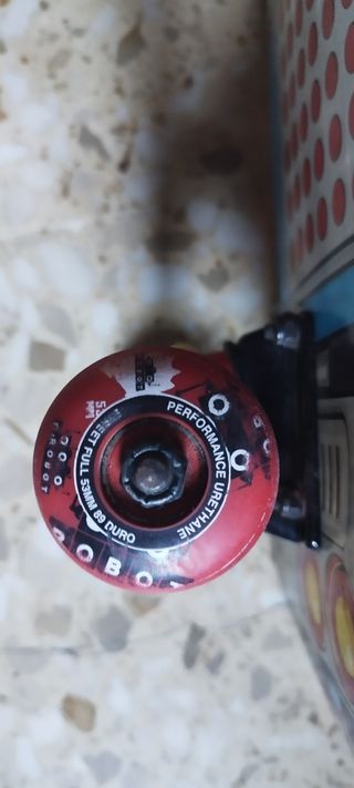 Skate robot
