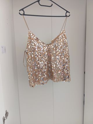 Camiseta lentejuelas doradas y plateadas