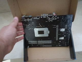 Placa Base MSI H81M-E33 + Intel i5-4440