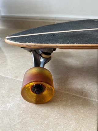 Skate Globe Longboard con Diseño Tribal