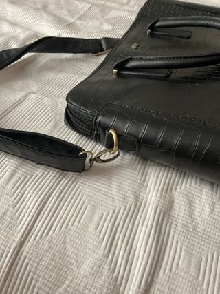 Bolso Negro Piel Sintética Cocodrilo