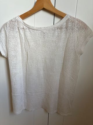 Blusa Stradivarius floral blanca talla L