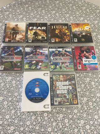 Lotto di 8 giochi per PS3: PES, F.E.A.R., GTA IV, Singstar