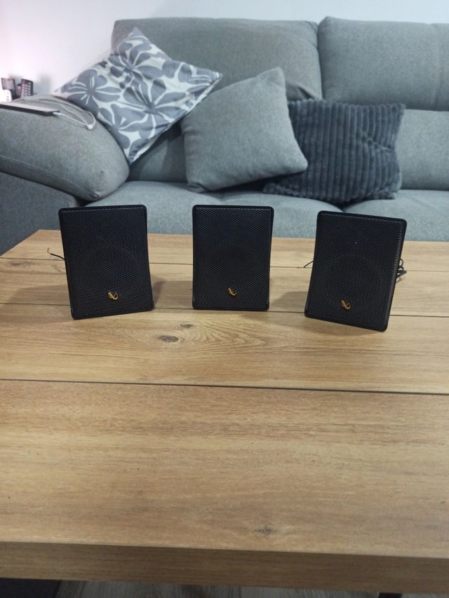 Altavoces Infinity Negros