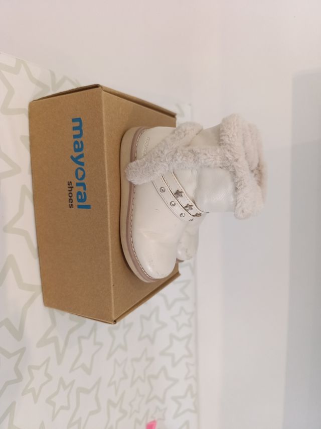 Botas Mayoral pelo bebé 22