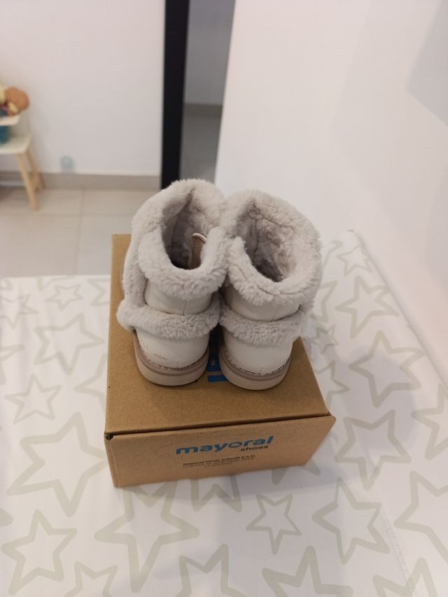 Botas Mayoral pelo bebé 22