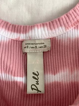 Top rosa con estampado de sol