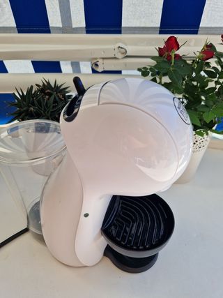 Cafetera Dolce Gusto Blanca