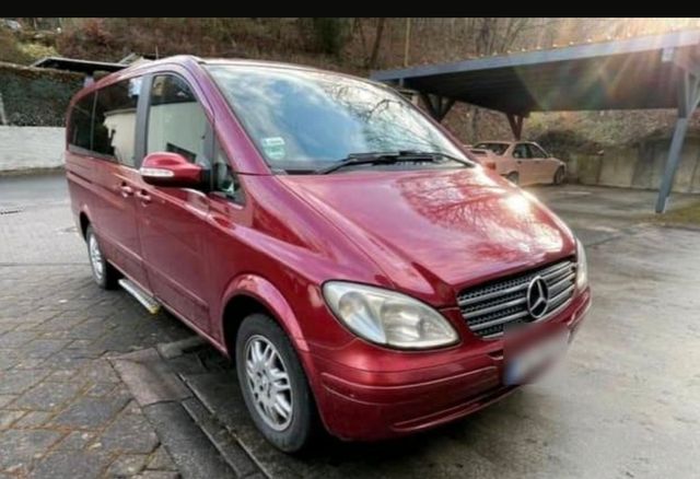 Servicio de importación de coches de europa .