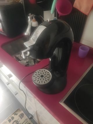 Cafetera Krups Dolce Gusto CON TARA 


