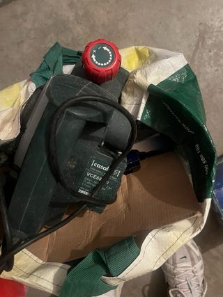 Cepillo y lijadora de puertas