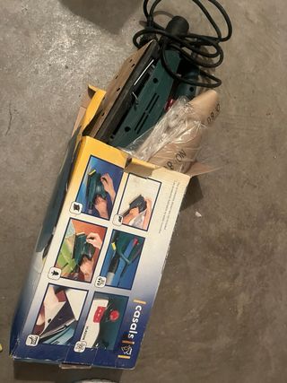 Cepillo y lijadora de puertas