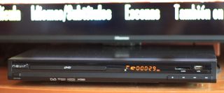 Reproductor DVD Nevir con TDT y USB + PELICULAS