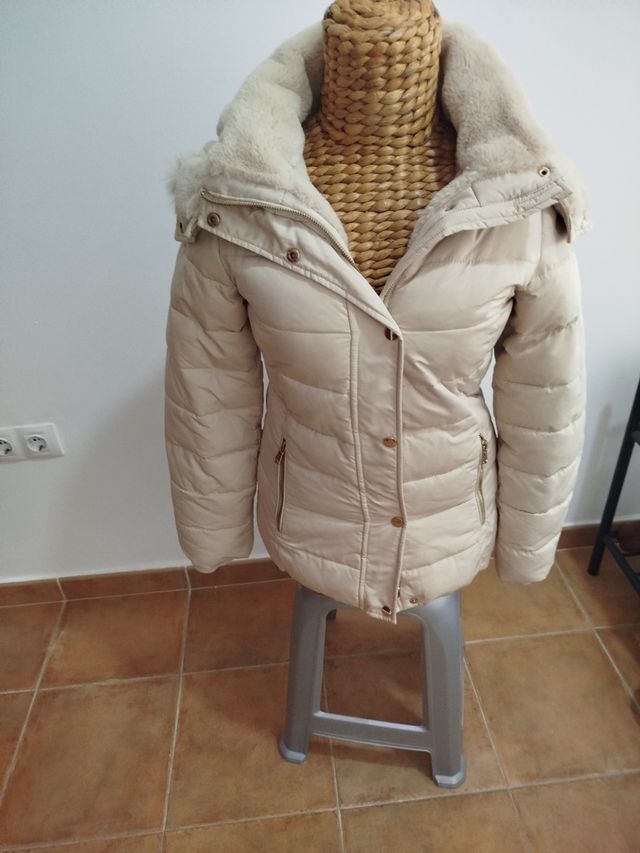 Chaqueta plumífero beige