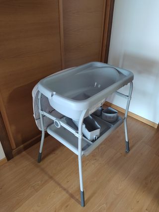 Cambiador con bañera