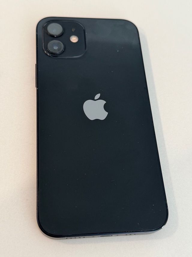 iPhone 12 Negro