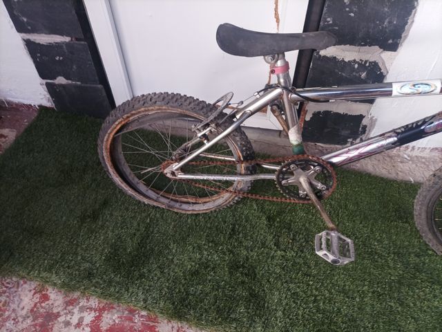 Bicicleta BMX Monty x track