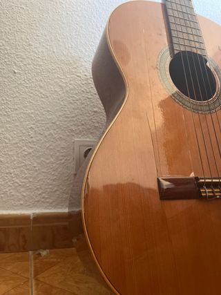 Guitarra Alhambra 1C