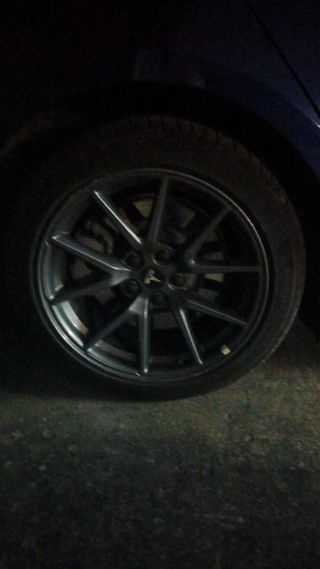  Vendo o cambio Ruedas Originales Tesla M 3 2021