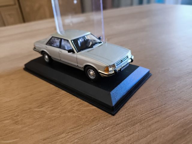 Ford Granada GL (1982) Coche Colección