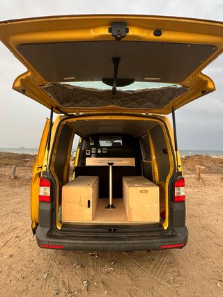 Volkswagen Transporter T5 2012