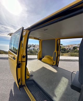Volkswagen Transporter T5 2012