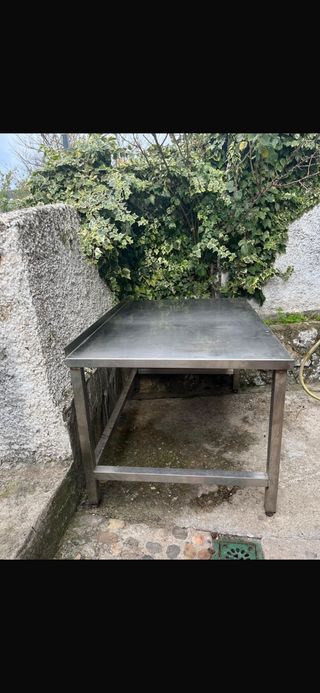 tavolo da parete in acciaio inox