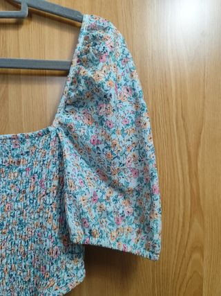 Mono C&A flores verano sin etiqueta