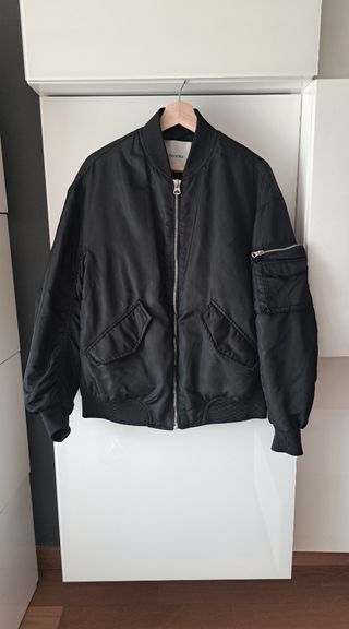 Bomber Negra Bershka