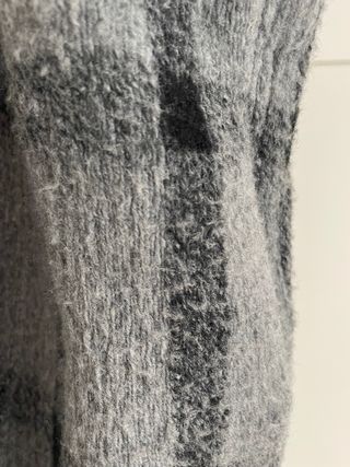 Poncho de cuadros con flecos